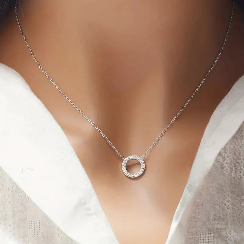 Collier Cercle Lune Diamant